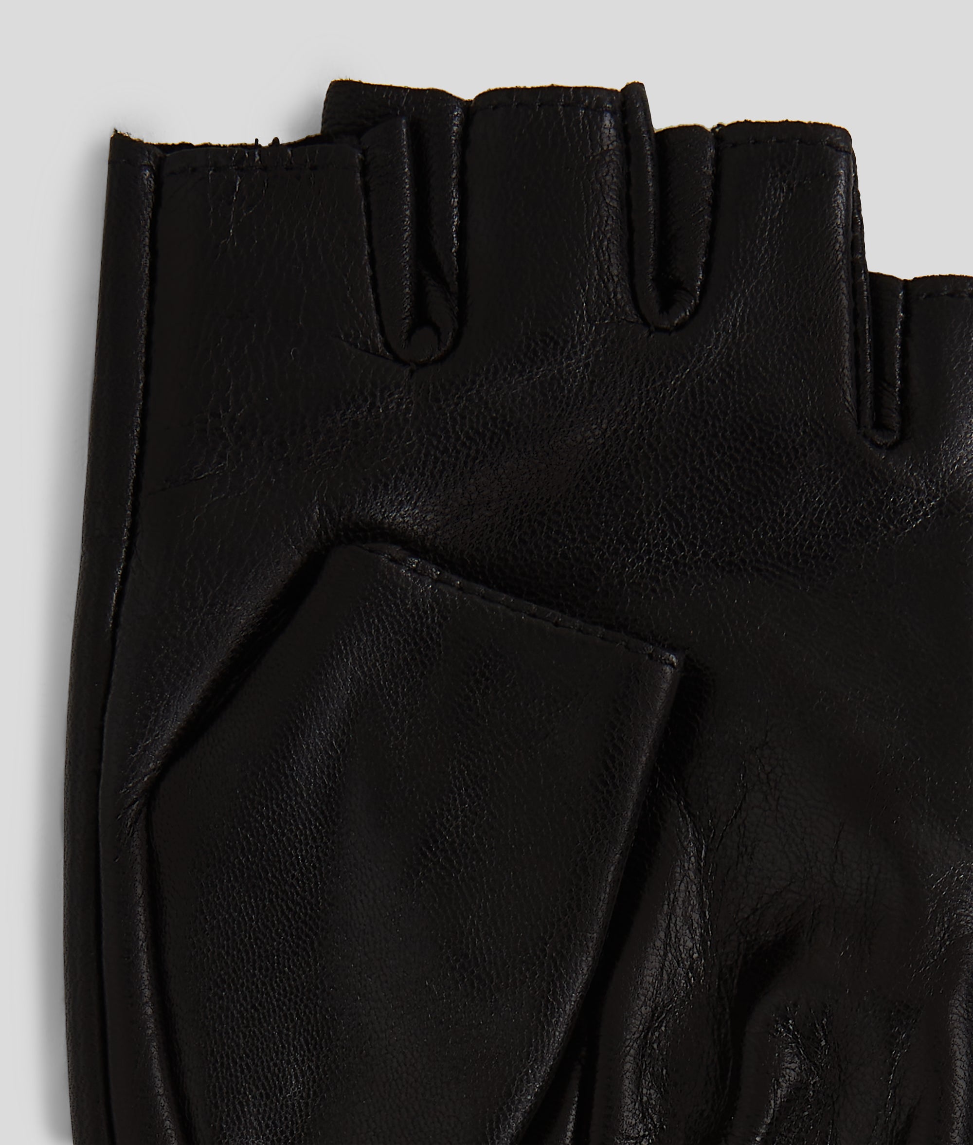 K/SIGNATURE FINGERLESS GLOVES - Image 4
