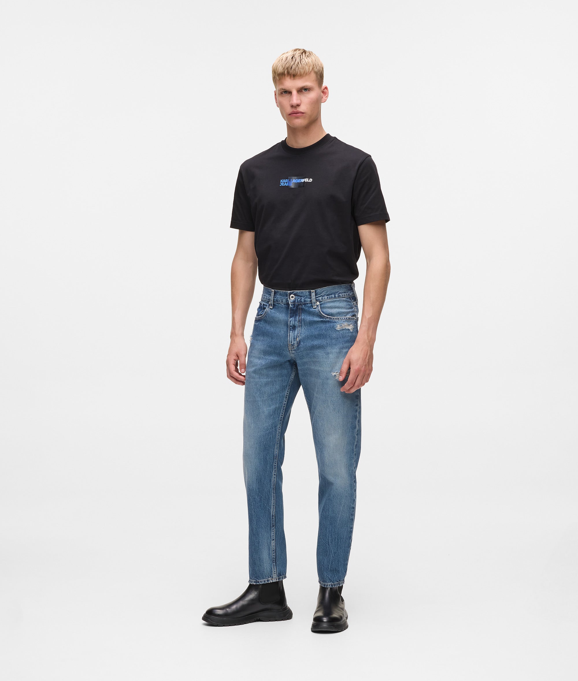 Tapered jeans