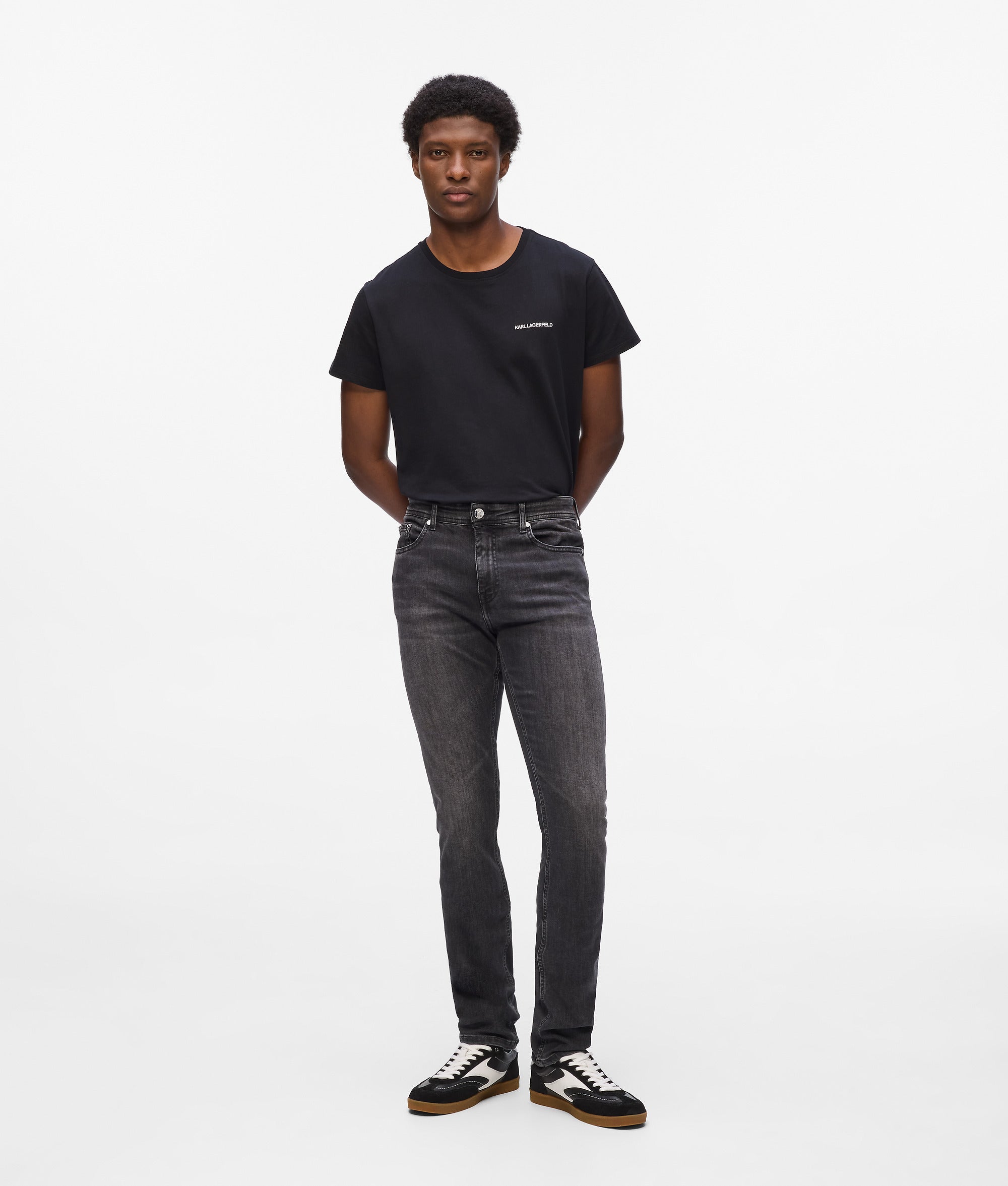 CLASSIC JEANS - Image 4