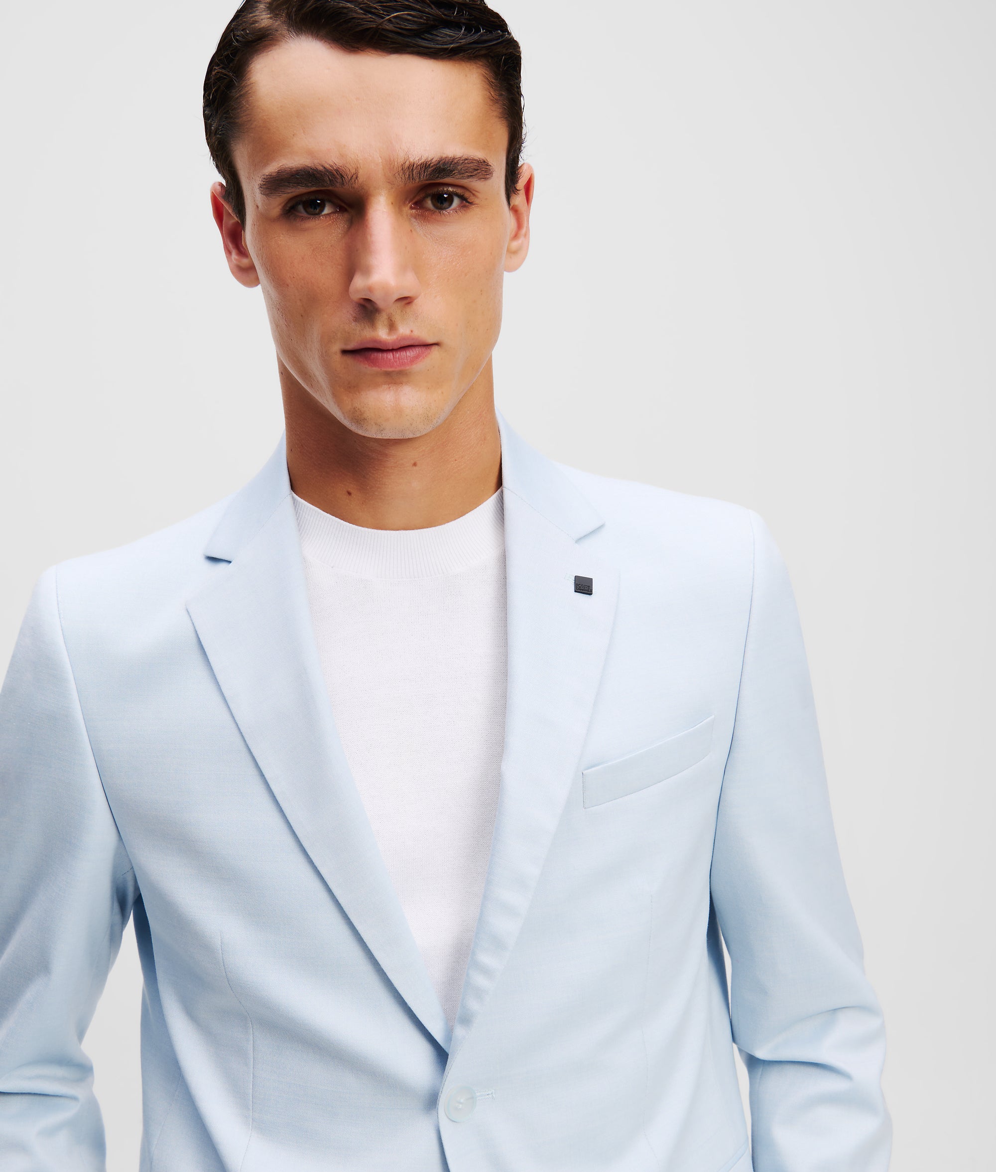 SINGLE-BREASTED TWO-PIECE SUIT - Image 3