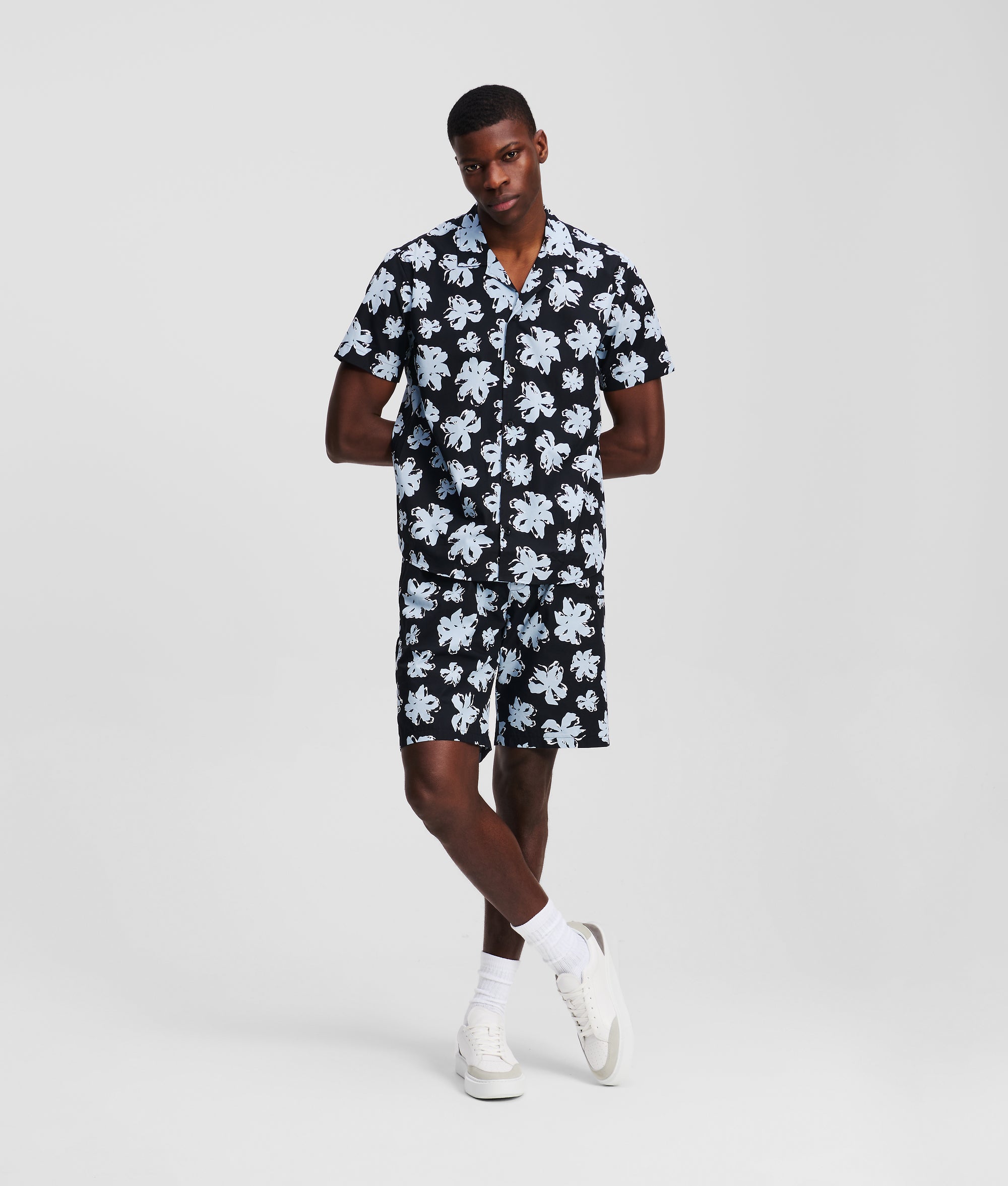 ALL-OVER FLOWER PRINT SHIRT - Image 4