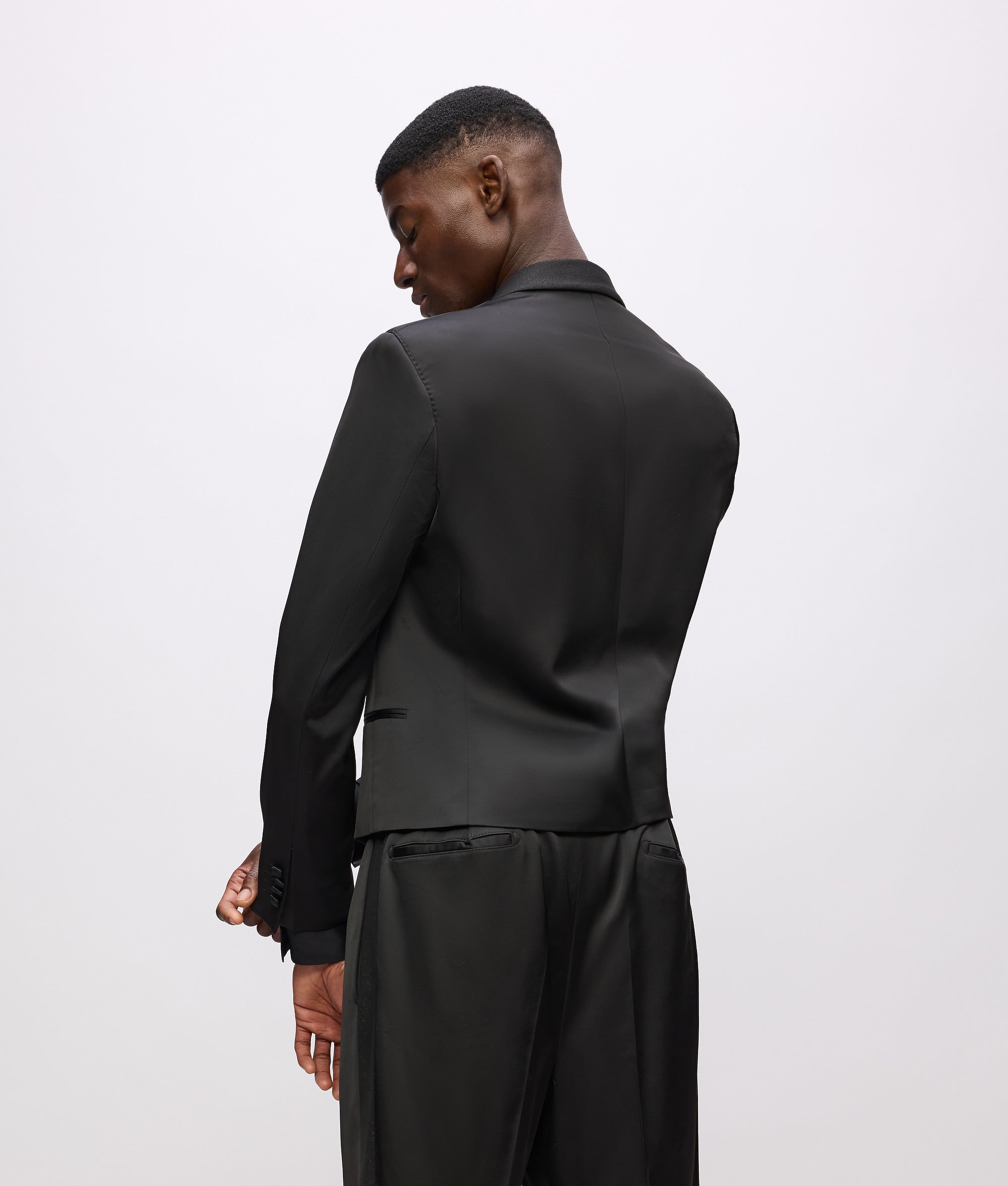 KL Studio cropped blazer - Image 3